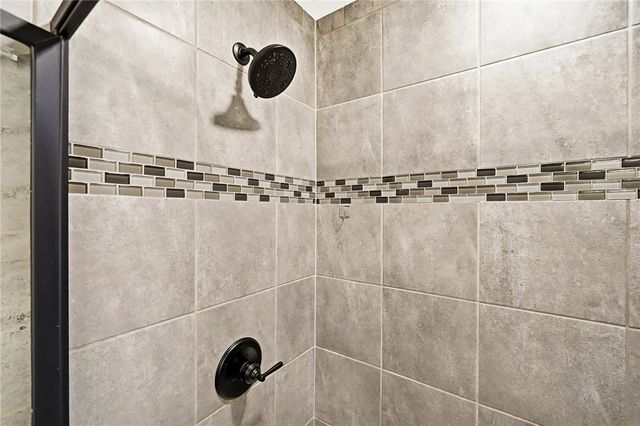 32 Waterford Boulevard, Fairborn, OH 45324