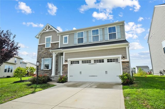 32 Waterford Boulevard, Fairborn, OH 45324