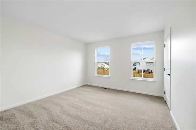 32 Waterford Boulevard, Fairborn, OH 45324