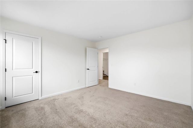 32 Waterford Boulevard, Fairborn, OH 45324