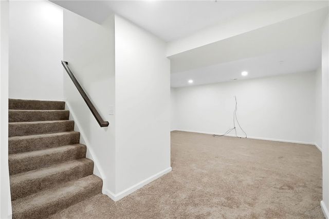 32 Waterford Boulevard, Fairborn, OH 45324