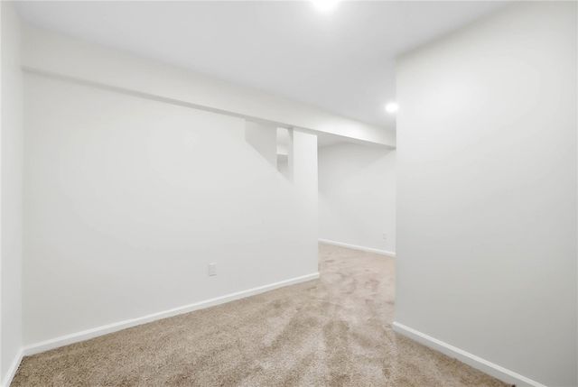 32 Waterford Boulevard, Fairborn, OH 45324
