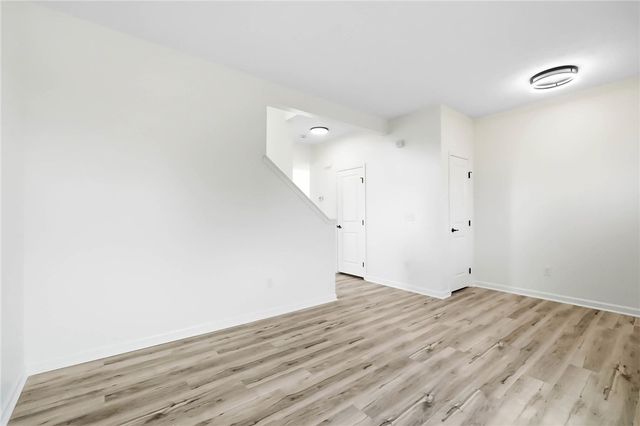 32 Waterford Boulevard, Fairborn, OH 45324