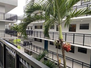 650 NE 149th St 102F, Miami, FL 33161