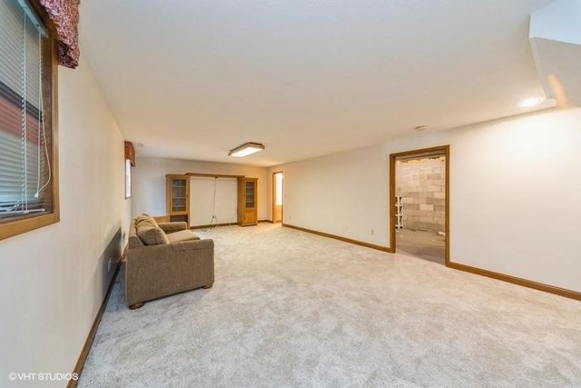 521 51st Street, West Des Moines, IA 50265