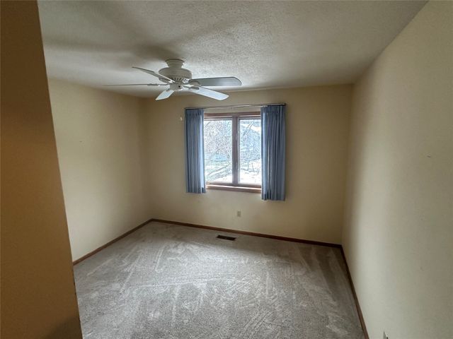 521 51st Street, West Des Moines, IA 50265