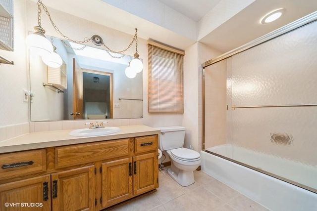 521 51st Street, West Des Moines, IA 50265