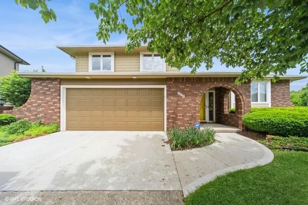 521 51st Street, West Des Moines, IA 50265