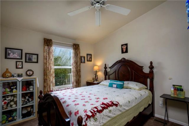 802 Roadrunner Way, Perris, CA 92570