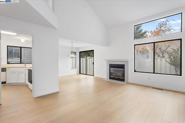 303 Delmonte Way, Pinole, CA 94564