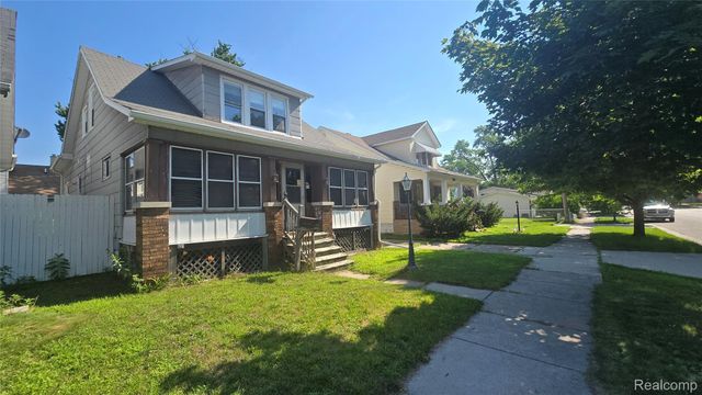 1619 White Street, Port Huron, MI 48060