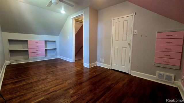 1619 White Street, Port Huron, MI 48060