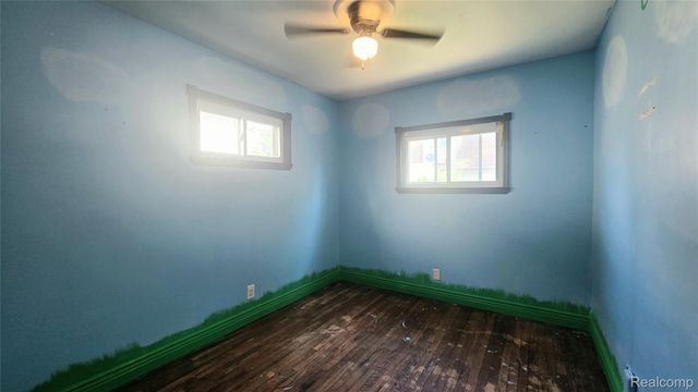 1619 White Street, Port Huron, MI 48060