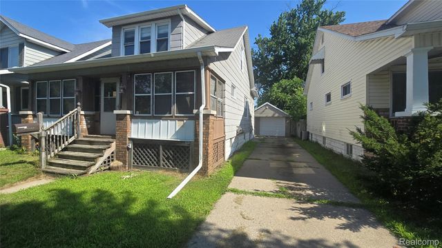 1619 White Street, Port Huron, MI 48060