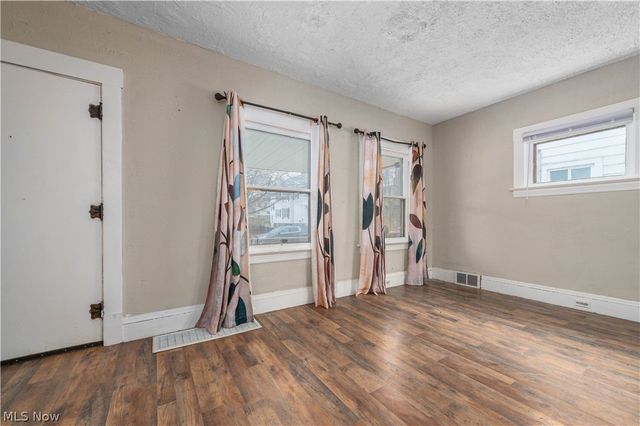 3520 Cypress Avenue, Cleveland, OH 44109