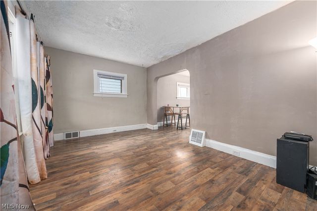 3520 Cypress Avenue, Cleveland, OH 44109