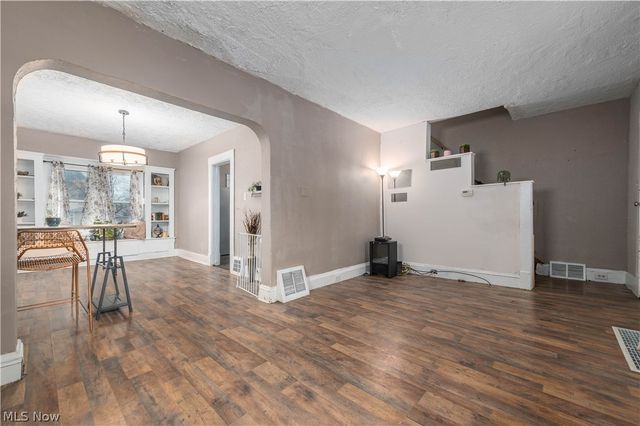 3520 Cypress Avenue, Cleveland, OH 44109