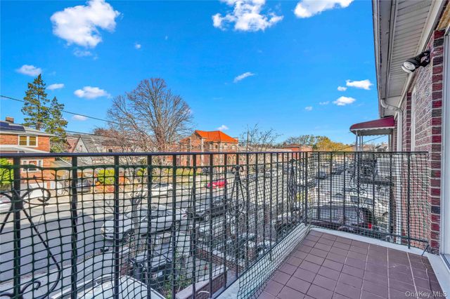 20-39 49th Street, Astoria, NY 11105