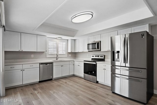 2258 LEISURE WORLD --, Mesa, AZ 85206