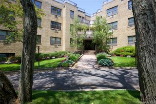 5 Schenck 1N, Great Neck, NY 11021