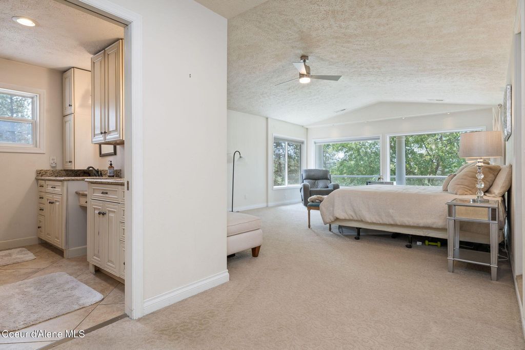 4311 W Center Ln, Spokane, WA 99208 photo 16