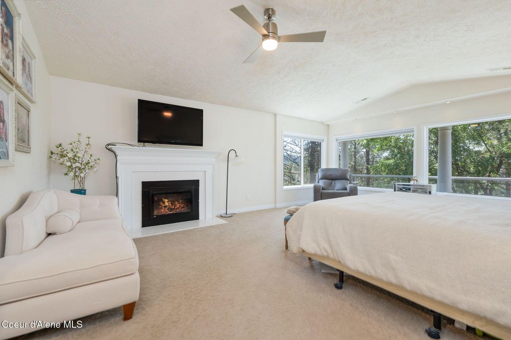 4311 W Center Ln, Spokane, WA 99208 photo 17