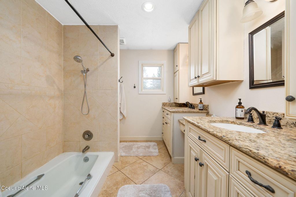 4311 W Center Ln, Spokane, WA 99208 photo 19