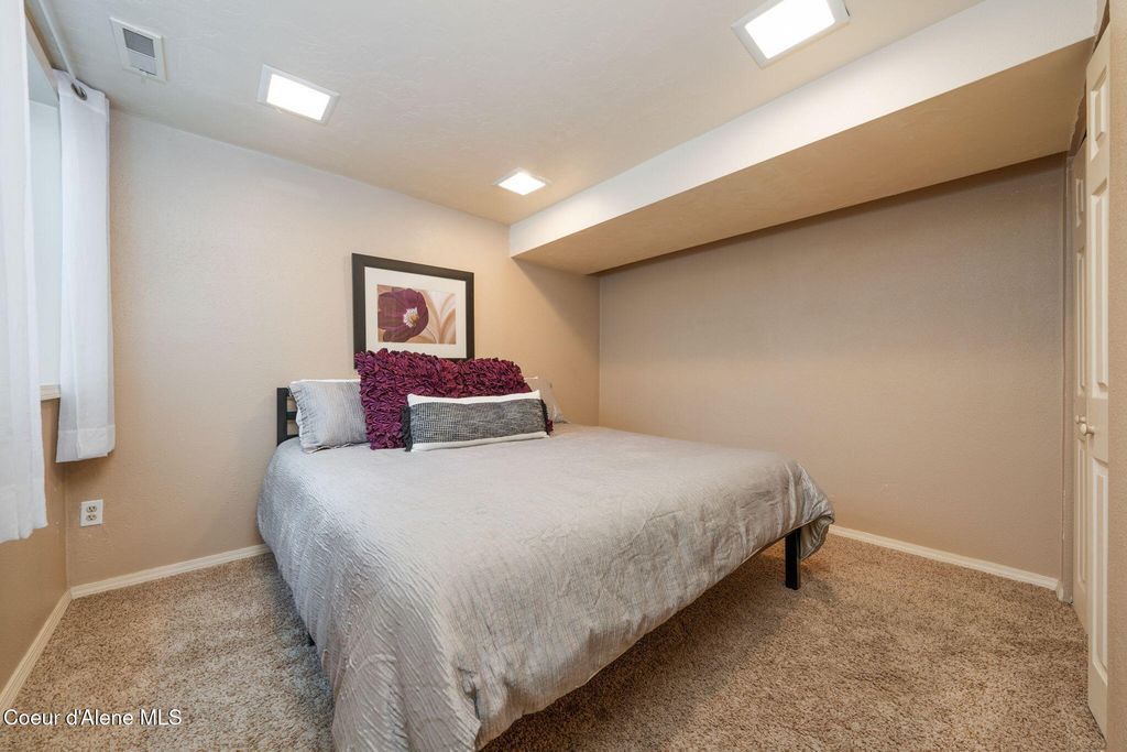 4311 W Center Ln, Spokane, WA 99208 photo 28