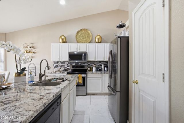 8523 W PALM Lane, Phoenix, AZ 85037
