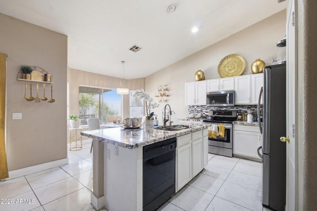 8523 W PALM Lane, Phoenix, AZ 85037