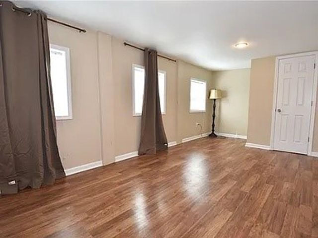 5470 Library Rd, Bethel Park, PA 15102