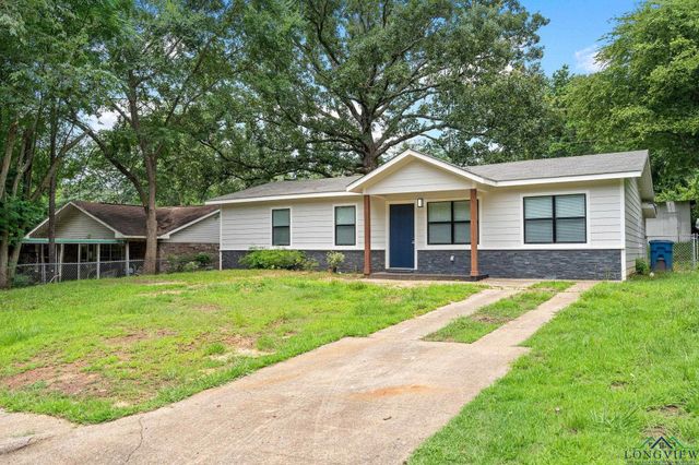 251 CROCKETT ST, Lone Star, TX 75668