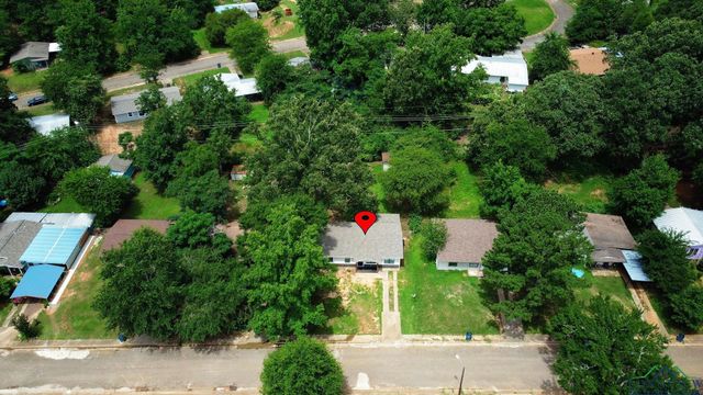 251 CROCKETT ST, Lone Star, TX 75668