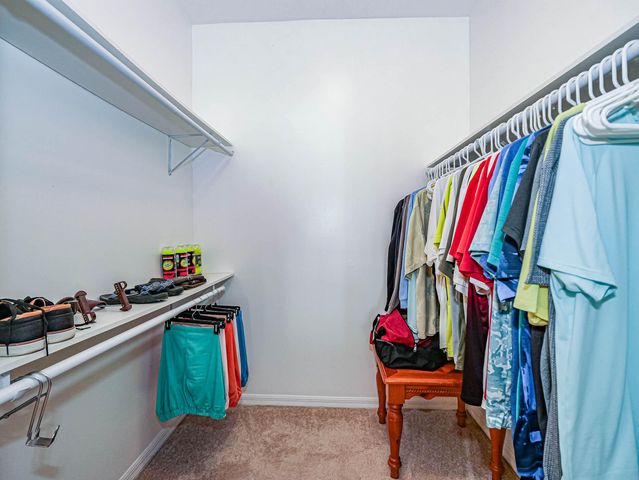 335 Hawthorne Lane, Vero Beach, FL 32962