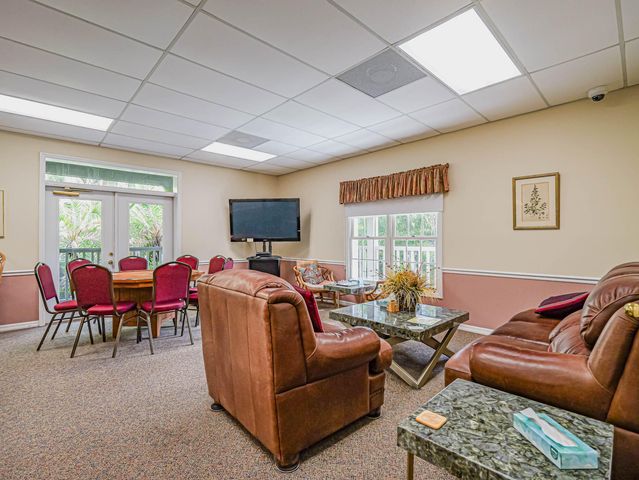 335 Hawthorne Lane, Vero Beach, FL 32962