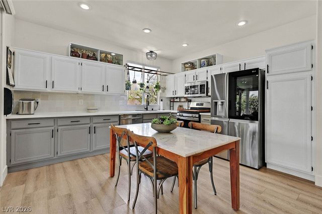 10500 Angel Dreams Avenue, Las Vegas, NV 89144