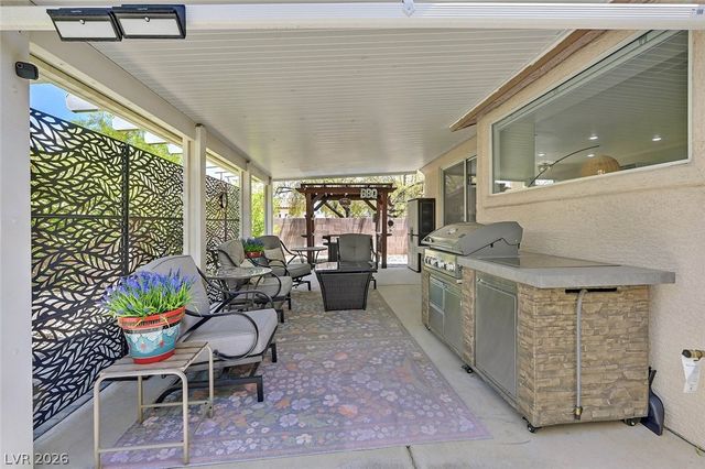 10500 Angel Dreams Avenue, Las Vegas, NV 89144