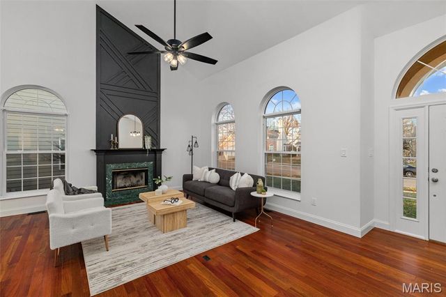 16712 Chesterfield Farms Drive, Chesterfield, MO 63005