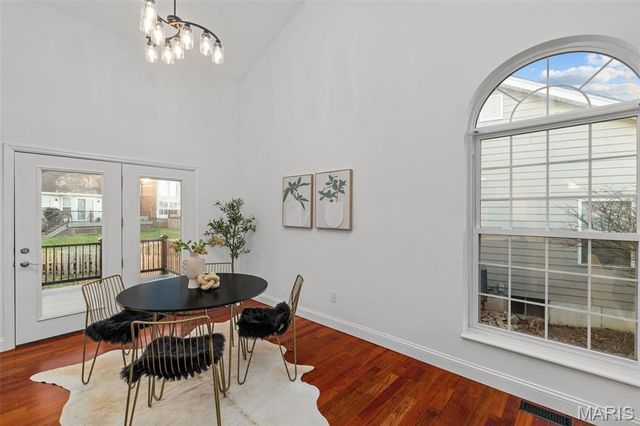 16712 Chesterfield Farms Drive, Chesterfield, MO 63005