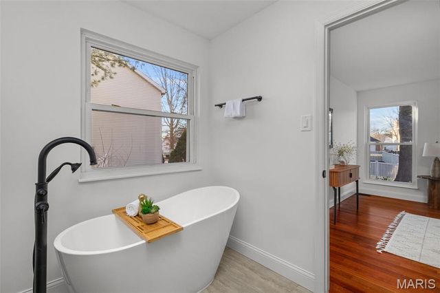 16712 Chesterfield Farms Drive, Chesterfield, MO 63005