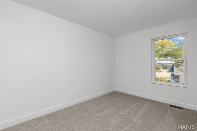 16712 Chesterfield Farms Drive, Chesterfield, MO 63005