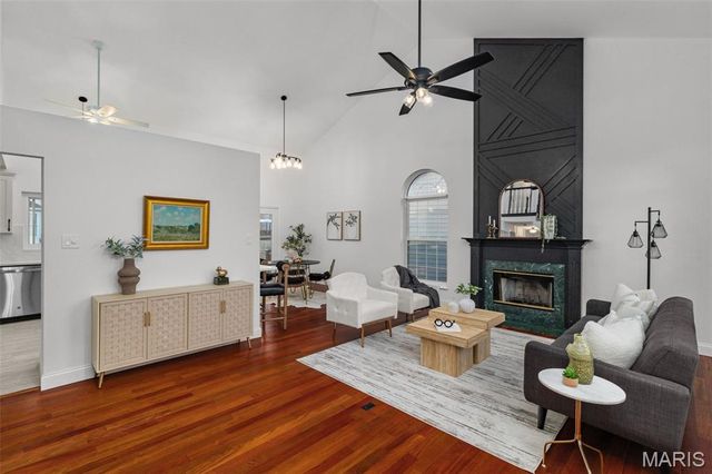 16712 Chesterfield Farms Drive, Chesterfield, MO 63005