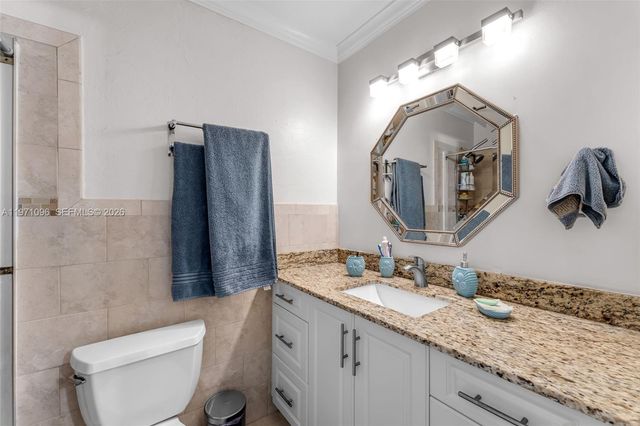 15109 SW 71st Ln, Miami, FL 33193