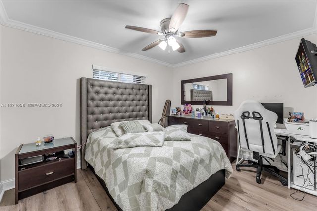 15109 SW 71st Ln, Miami, FL 33193