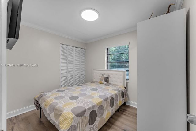 15109 SW 71st Ln, Miami, FL 33193