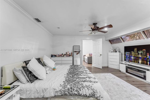 15109 SW 71st Ln, Miami, FL 33193