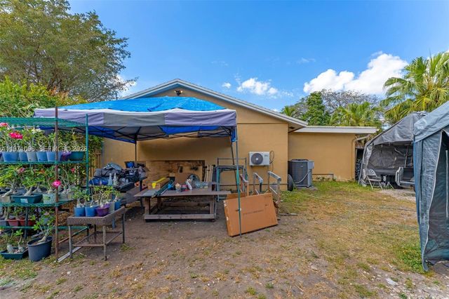 15109 SW 71st Ln, Miami, FL 33193