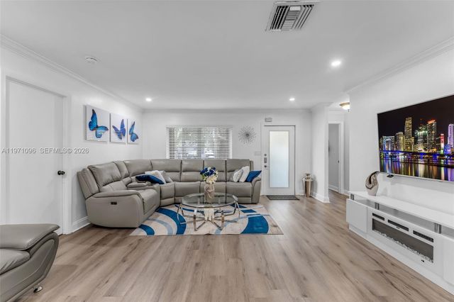 15109 SW 71st Ln, Miami, FL 33193