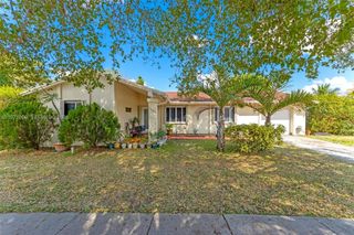 15109 SW 71st Ln, Miami, FL 33193