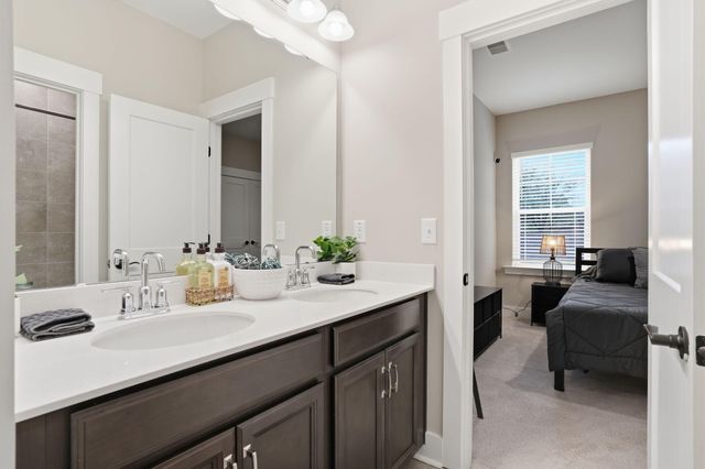 1055 Stonehenge Drive, Hanahan, SC 29410